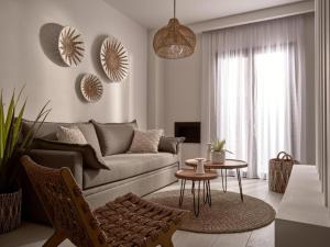 Astarte Villas - Ionian Zante Di Lusso Living Suites tesisinde bir oturma alanı