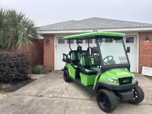 WINDSTARR DESTIN- Golf Cart Included, One level, Close to beach, Pet friendly