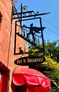 Снимка в галерията на Pousada Bat N Breakfast No Beco do Batman в Сао Паоло