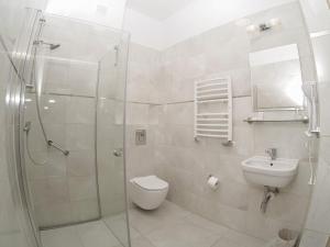 Un baño de Villa Pascal