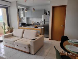 Apartamento Boutique Barra da Tijuca Península में रसोई है