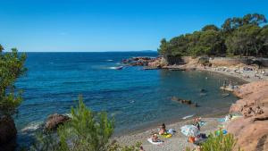 Un paisaje natural cerca del camping