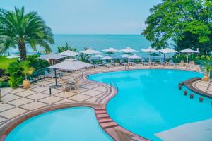 Hồ bơi trong/gần Lake Kivu Serena Hotel