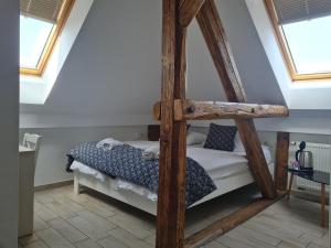 Ліжко або ліжка в номері AZUR ROOMS LJUBLJANA