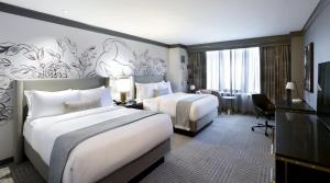 เตียงในห้องที่ The Gwen, a Luxury Collection Hotel, Michigan Avenue Chicago