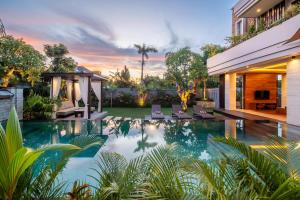 Kolam renang di atau di dekat The Amarta Villa