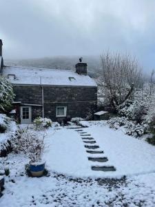 Pen-Y-Bryn Cottage през зимата