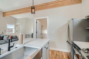 Berkeley Hidden Gem 1BR Full Kitchen w Patio tesisinde mutfak veya mini mutfak