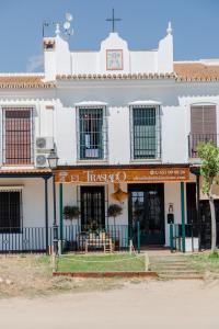 El edificio en el que está la casa de huéspedes