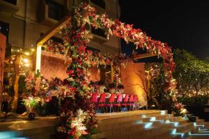 Сад в Radisson Blu Dhaka Water Garden