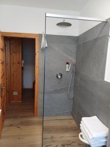 Un baño de Bormio Flat