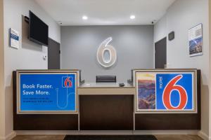 Motel 6 Texas City I-45 면허증, 상장, 서명, 기타 문서