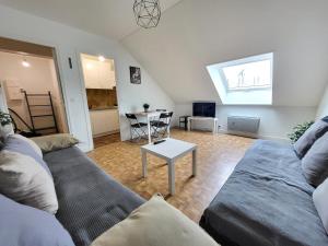 Area tempat duduk di St-Quentin-en-Yvelines Plusieurs appartements avec parking