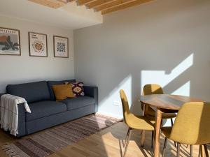 Зона вітальні в Vilnius Cozy Loft