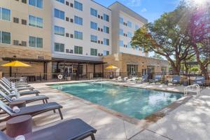 Kolam renang di atau dekat dengan EVEN Hotel Austin Uptown near the Domain by IHG