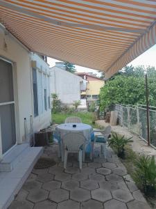 Garden sa labas ng Vila Magdalena-Star Dojran