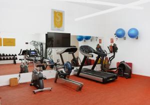 Fitness centar i/ili fitness sadržaji u objektu Sud Ibiza Suites