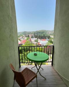 Balcony o terrace sa Green Flower Hotel