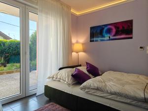 Легло или легла в стая в Charming apartment with Garden, Free Parking near Basel, Airport, Ger'many, France,