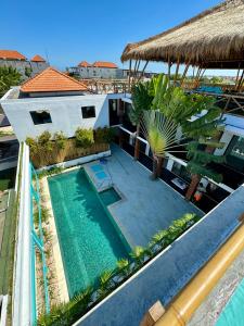 The swimming pool at or close to Canggu Central Hostel