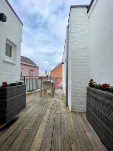 Cosy apartment Airport Brussels with terrace tesisinde bir balkon veya teras