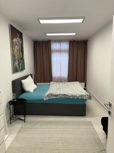 Кровать или кровати в номере Stadtsuite mit Sauna in Wiener Neustadt 135 m2