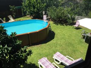 Swimming pool sa o malapit sa Bergui Guesthouse - Em Guimarães desde 2017