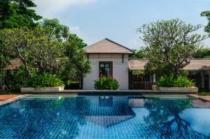 The Grand Luang Prabang, Affiliated by Meliá游泳池或附近泳池