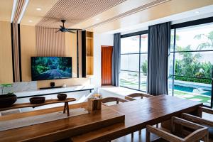 Телевизия и/или развлекателен център в La Boutique villas Seminyak Bali