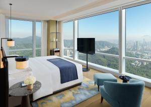 โทรทัศน์และ/หรือระบบความบันเทิงของ Mandarin Oriental, Shenzhen