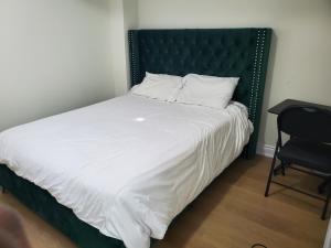 RAESABU GUEST HOUSE में एक कमरे में एक या कई बेड