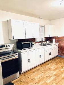 A kitchen or kitchenette at Cozy Muncie Home Near Downtown