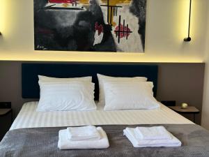 Кровать или кровати в номере The cosy inn vlora