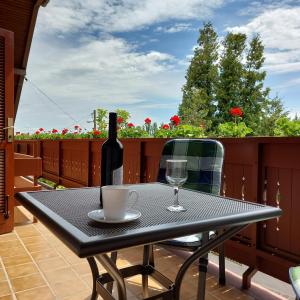 A balcony or terrace at Erika Apartmanházak