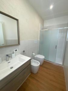 Zulie Rooms tesisinde bir banyo