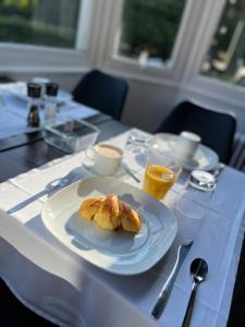 Frokost for gjester på La Villa Blanche Spa