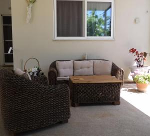 A seating area at Vivari's Family House