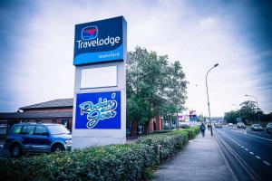 Сертификат, награда, вывеска или другой документ, выставленный в Travelodge Waterford