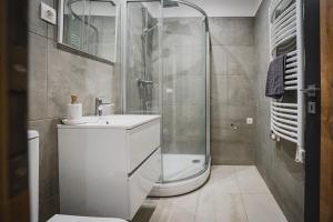 A bathroom at Gál Apartman Szeged -Keco-