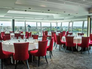 Um restaurante ou outro lugar para comer em Sofitel Lyon Bellecour