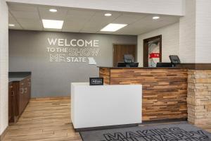 Predvorje ili recepcija u objektu Hampton Inn & Suites Springfield