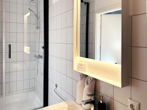 Preiswertes Mini-Appartement ideal für eine Nacht tesisinde bir banyo