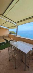 Afbeelding uit fotogalerij van Indipendent apartment with a spectacular view in Cala Gonone