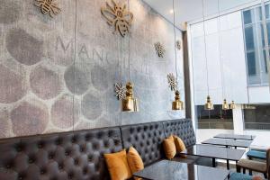 Et sittehjørne på Motel One Manchester-Piccadilly