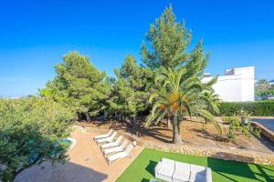 VILLA OASIS IBIZA tesisinin dışında bir bahçe