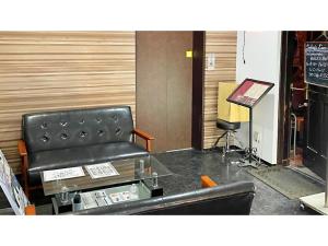 אזור ישיבה ב-Takatsuki W&M Hotel - Vacation STAY 48527v