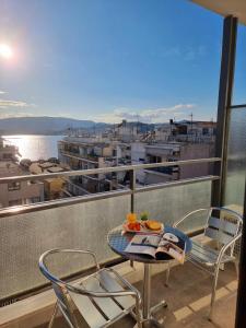 Un balcón o terraza en Hotel Nefeli