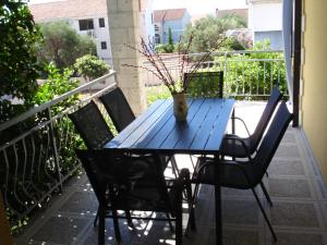 Uma varanda ou terraço em Dominik