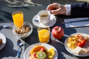 Mat på hotellet eller i närheten