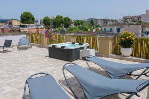 A balcony or terrace at Rooftop Parthenopeo Contemporary Rooms